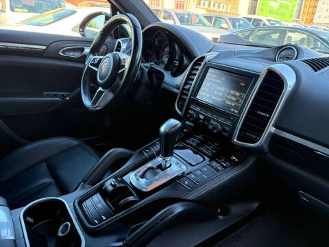 2015 Porsche Cayenne S