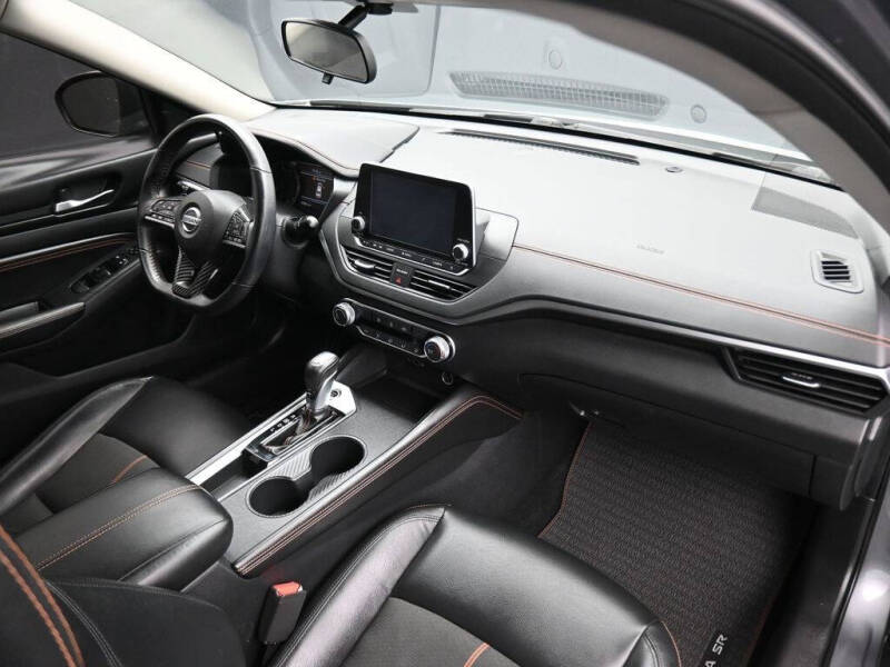 2020 Nissan Altima 2.5 SR