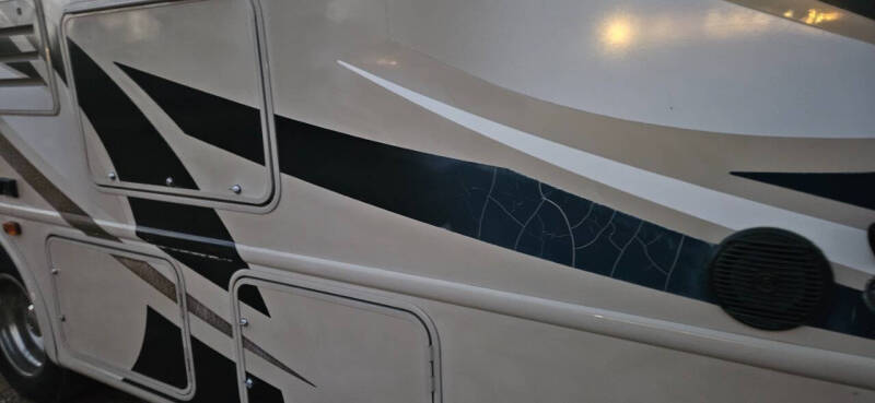 2017 Thor Motor Coach ACE 30.1