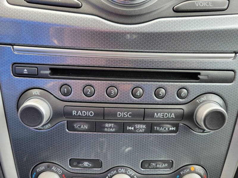 2018 Nissan Pathfinder SL