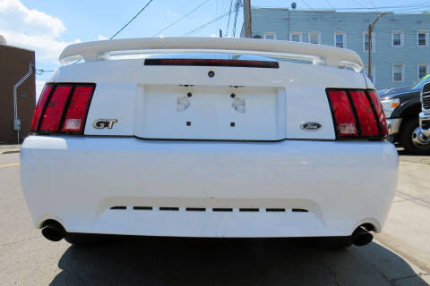 2001 Ford Mustang GT