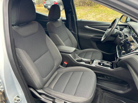 2023 Chevrolet Bolt EUV LT