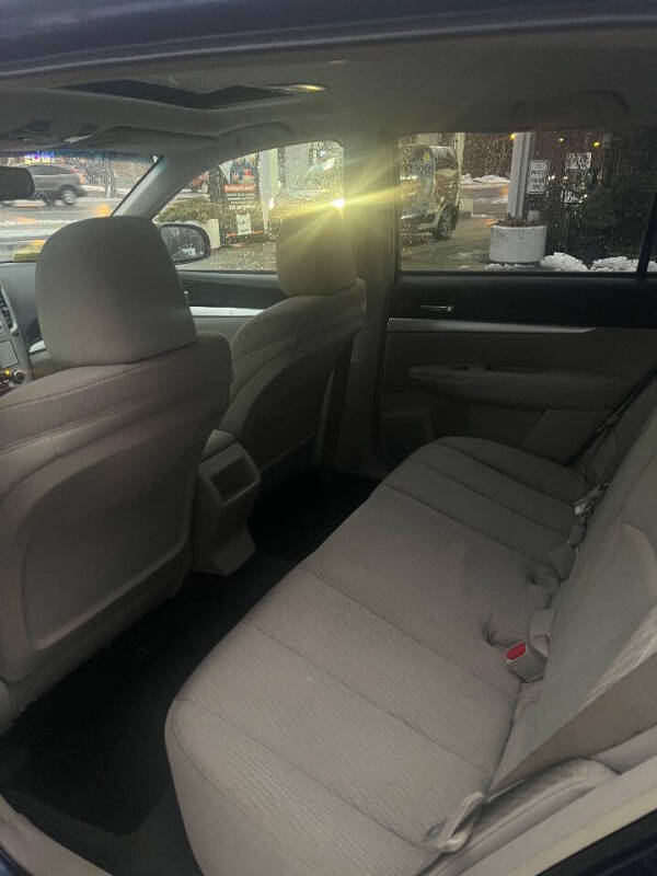 2011 Subaru Outback 2.5i Premium