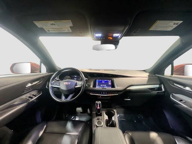 2021 Cadillac XT4 Premium Luxury