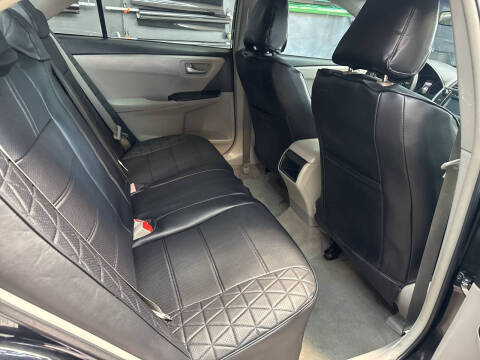 2016 Toyota Camry LE