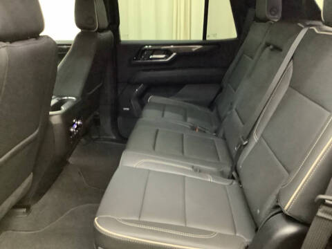 2025 GMC Yukon Elevation