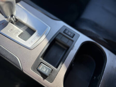 2012 Subaru Outback 2.5i Limited