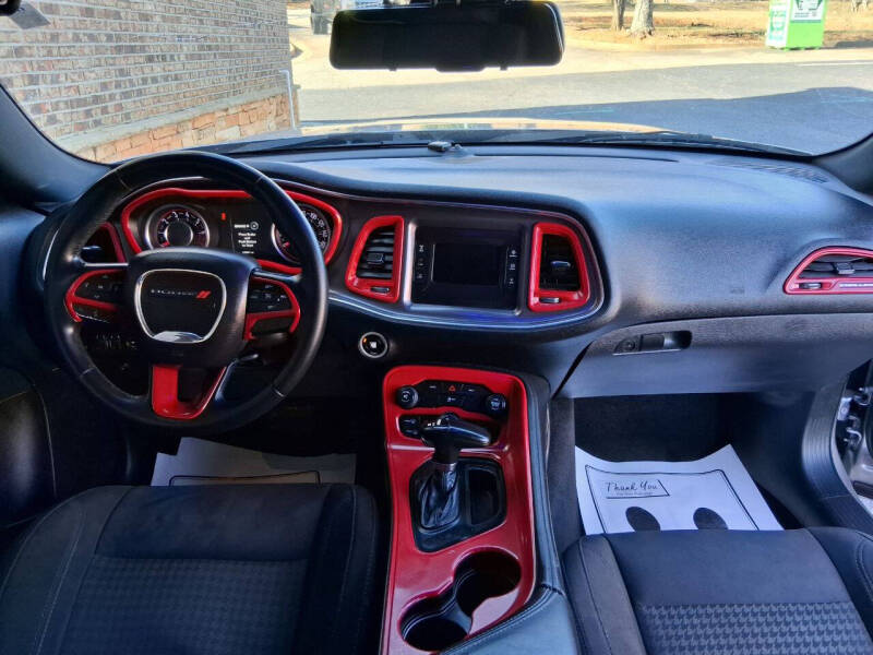 2016 Dodge Challenger SXT