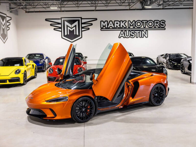 2023 McLaren GT