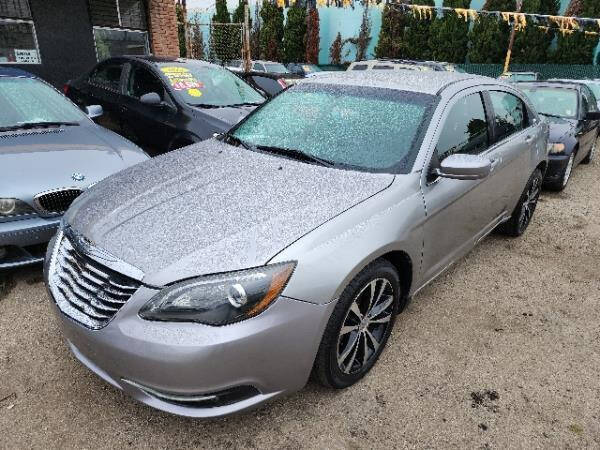 2013 Chrysler 200 for sale at Golden Coast Auto Sales in Guadalupe CA