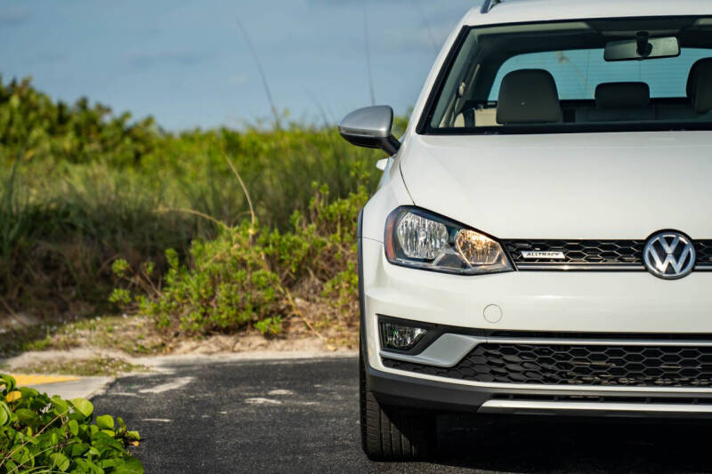 2017 Volkswagen Golf Alltrack TSI S 4Motion