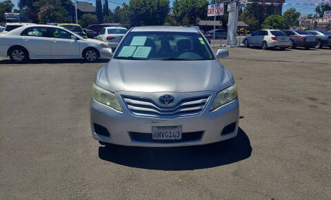 2011 Toyota Camry for sale at EXPRESS CREDIT MOTORS in San Jose CA