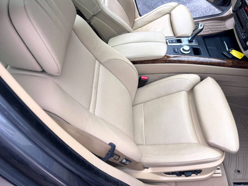 2009 BMW X5 xDrive30i