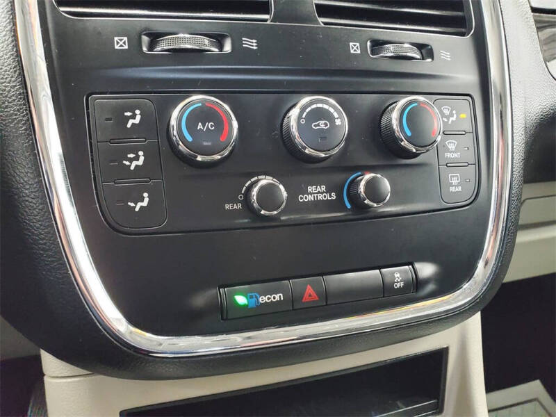 2012 Dodge Grand Caravan SXT