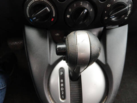 2014 Mazda MAZDA2 Touring