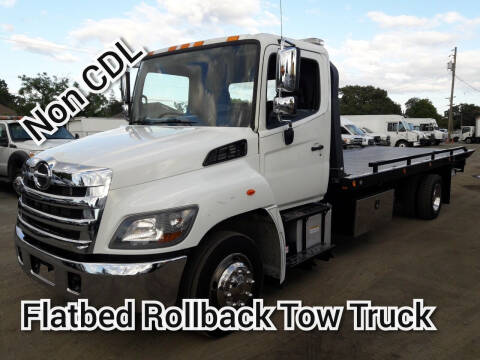 2017 Hino 268