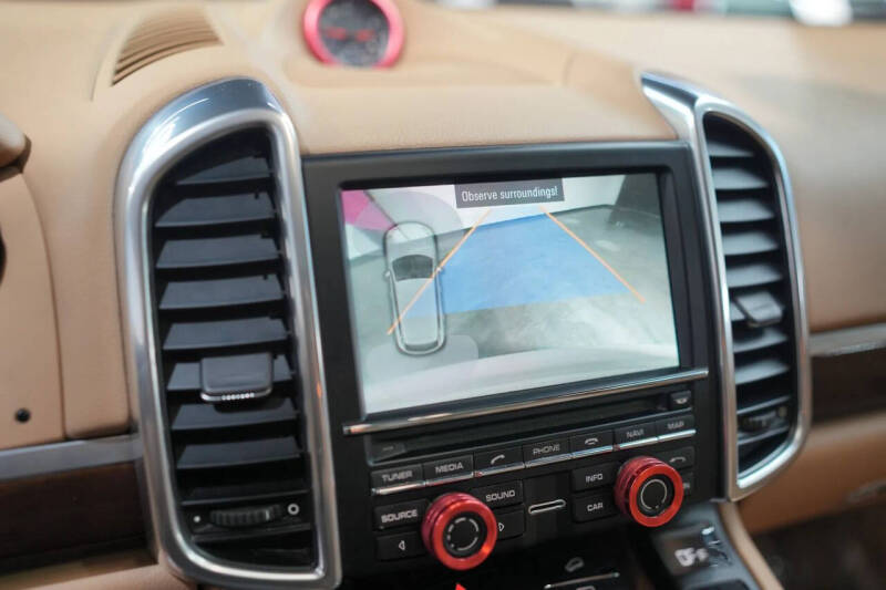 2014 Porsche Cayenne S Hybrid