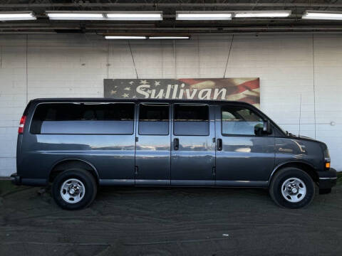 2017 Chevrolet Express LT 3500