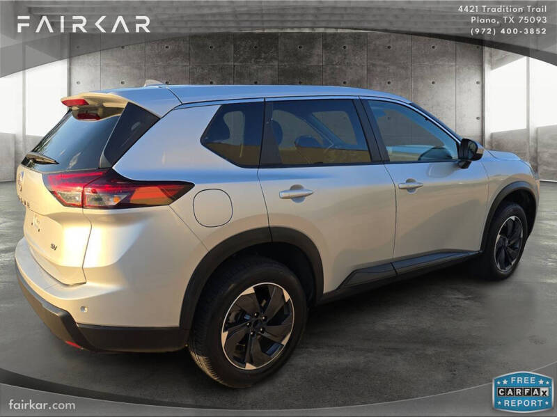 2024 Nissan Rogue SV