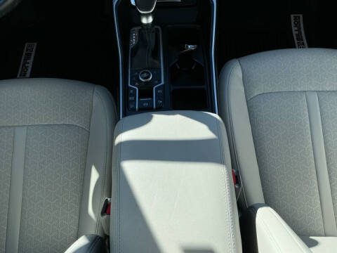 2022 Kia Sorento X-Line EX