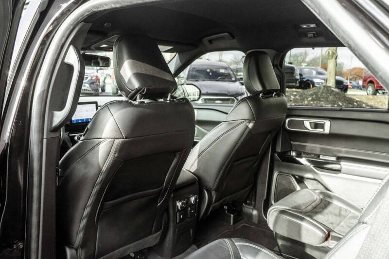 2022 Ford Explorer ST