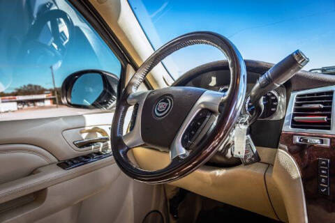 2012 Cadillac Escalade Luxury