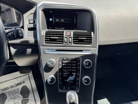 2016 Volvo XC60 T5 Drive-E