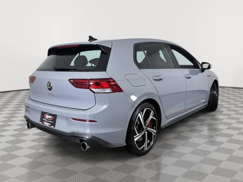 2024 Volkswagen Golf GTI SE