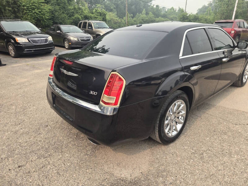 2011 Chrysler 300 Limited