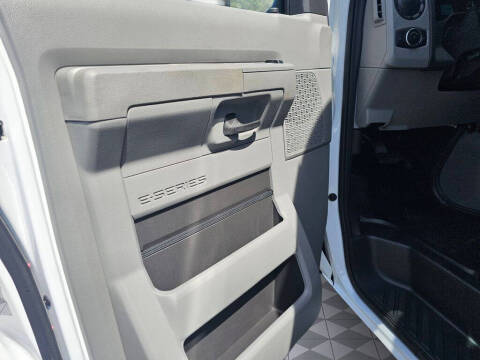 2024 Ford E-Series