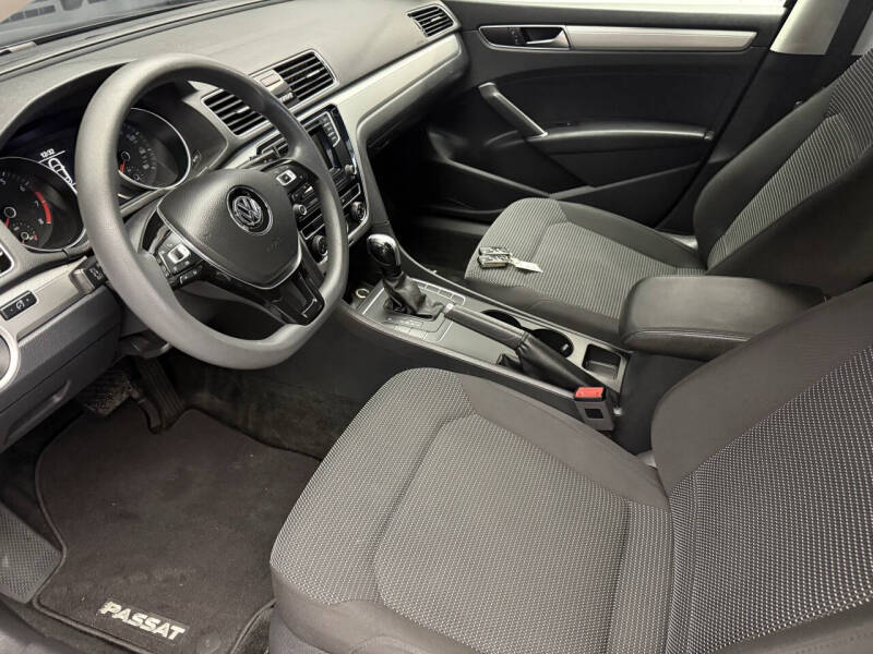 2018 Volkswagen Passat 2.0T S