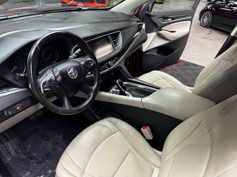 2021 Buick Enclave Essence