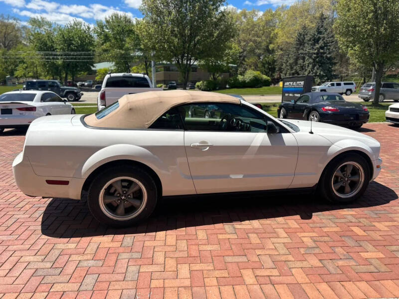 2005 Ford Mustang