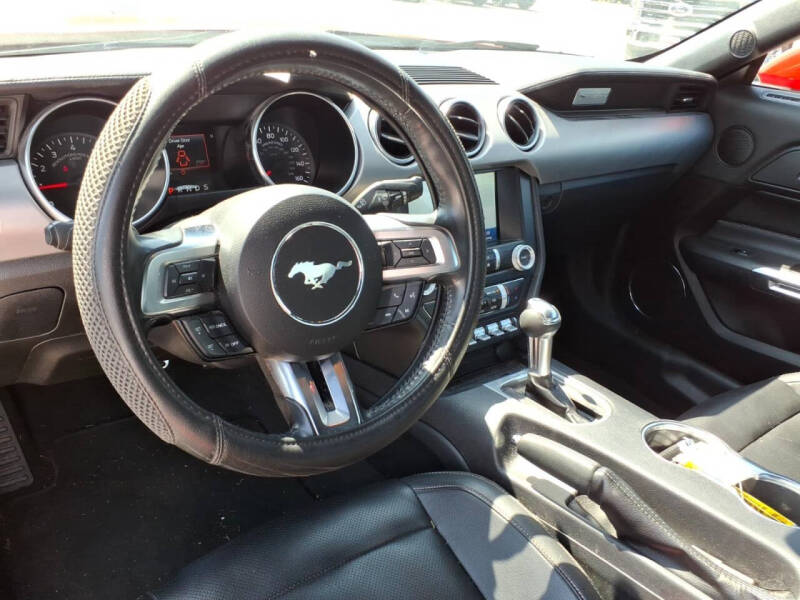 2022 Ford Mustang EcoBoost Premium