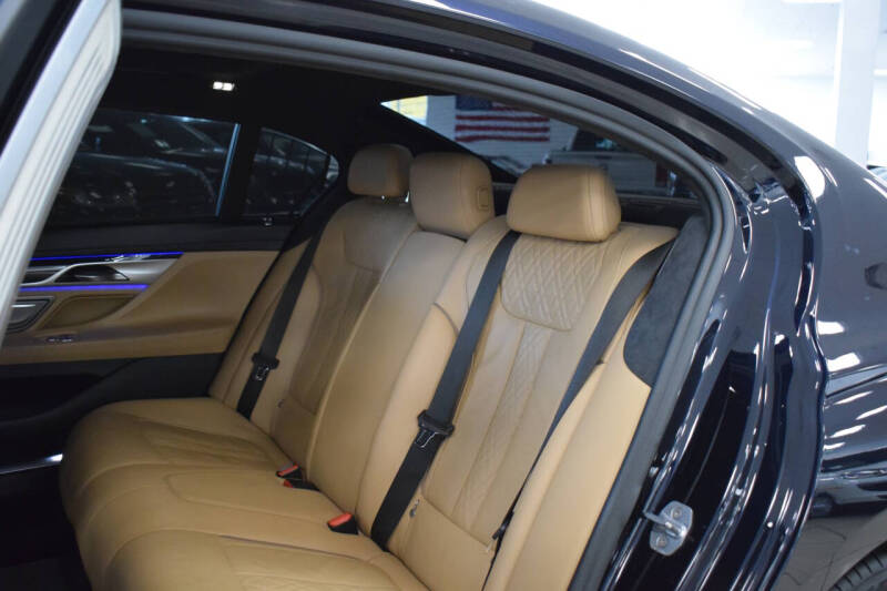 2019 BMW 7 Series 750i