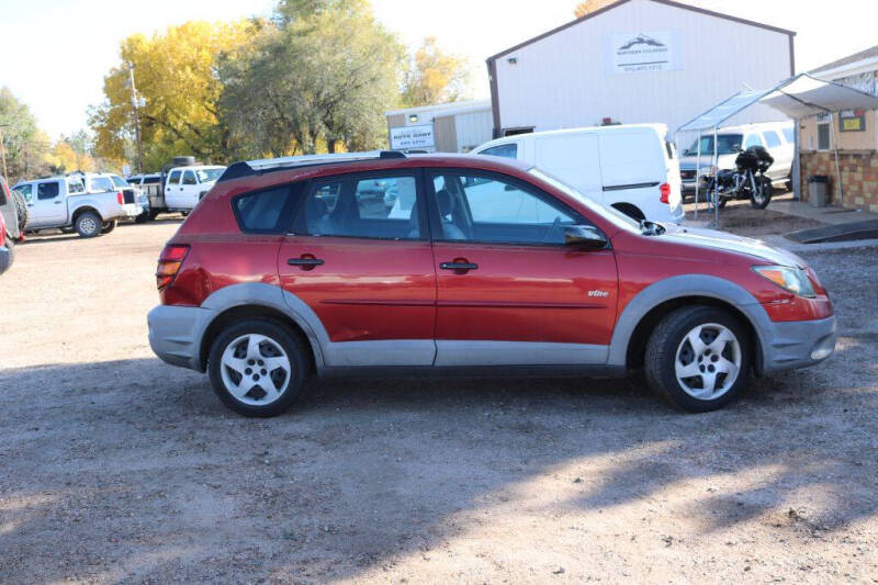 2003 Pontiac Vibe Base photo 2