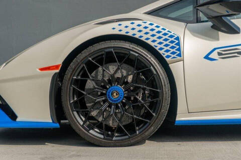 2022 Lamborghini Huracan STO
