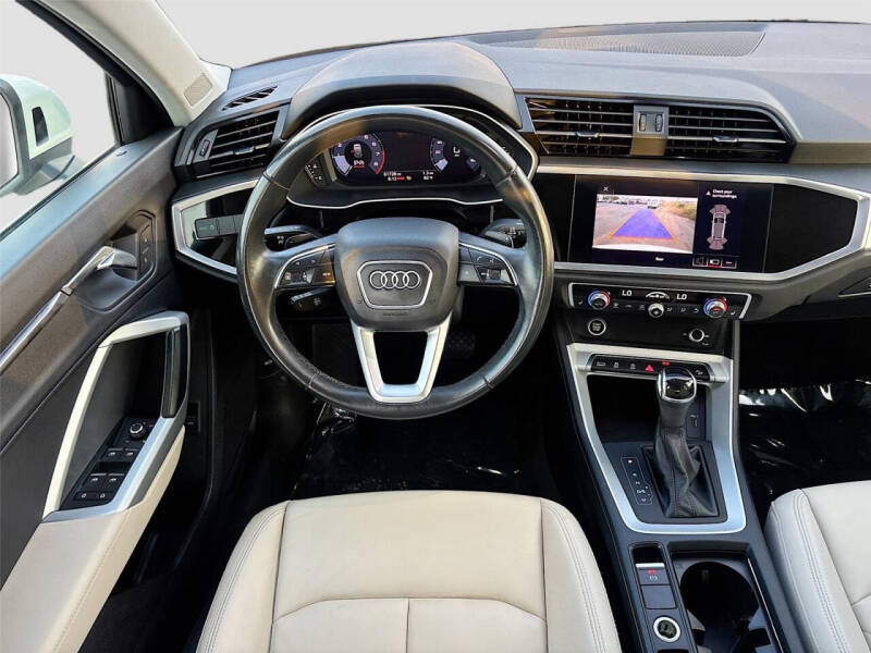 2021 Audi Q3 quattro S line Premium 45 TFSI