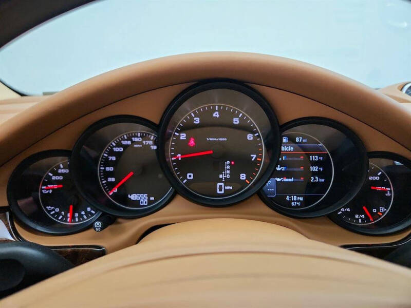 2016 Porsche Panamera