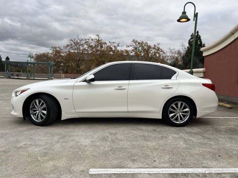 2016 Infiniti Q50 3.0T Premium