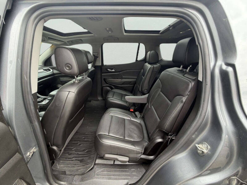 2021 GMC Acadia SLT