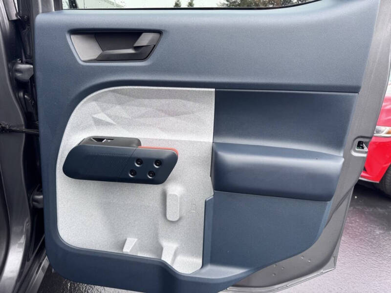 2023 Ford Maverick XLT