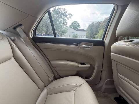 2013 Chrysler 300