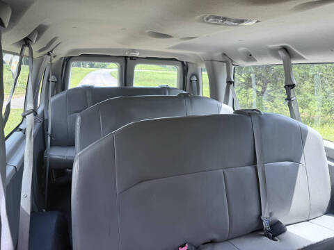 2013 Ford E-Series E-350 SD XL