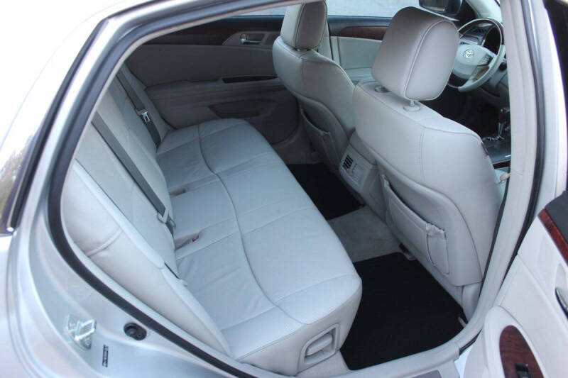 2011 Toyota Avalon Limited