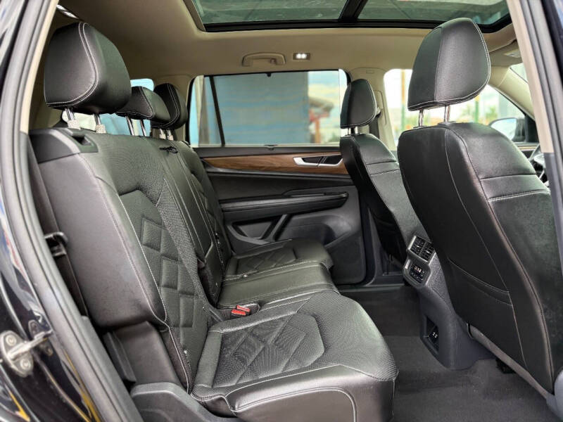 2024 Volkswagen Atlas SE