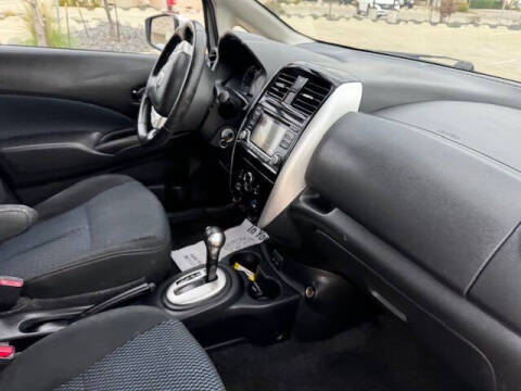 2017 Nissan Versa Note SV