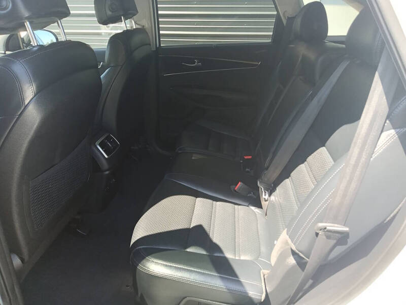 2017 Kia Sorento EX V6