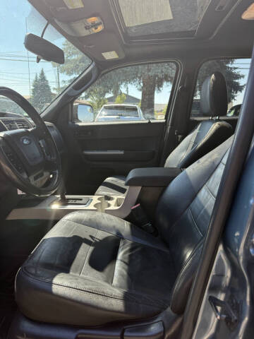 2011 Ford Escape XLT