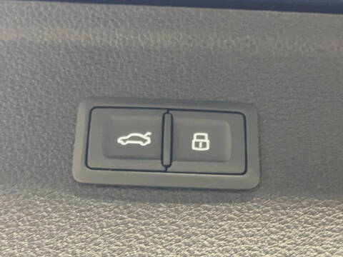 2020 Audi Q5 quattro Titanium Premium 45 TFSI